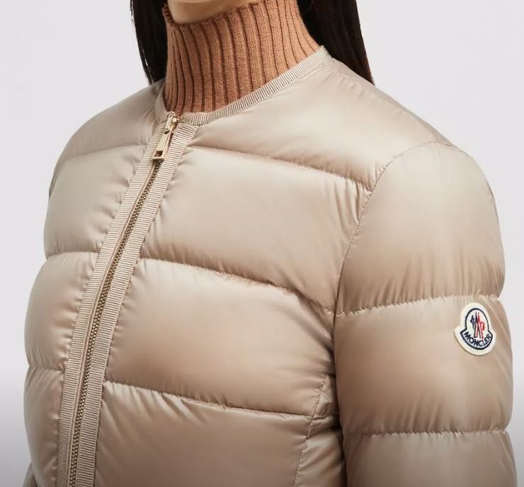 Moncler LAURINE ショートダウンジャケット