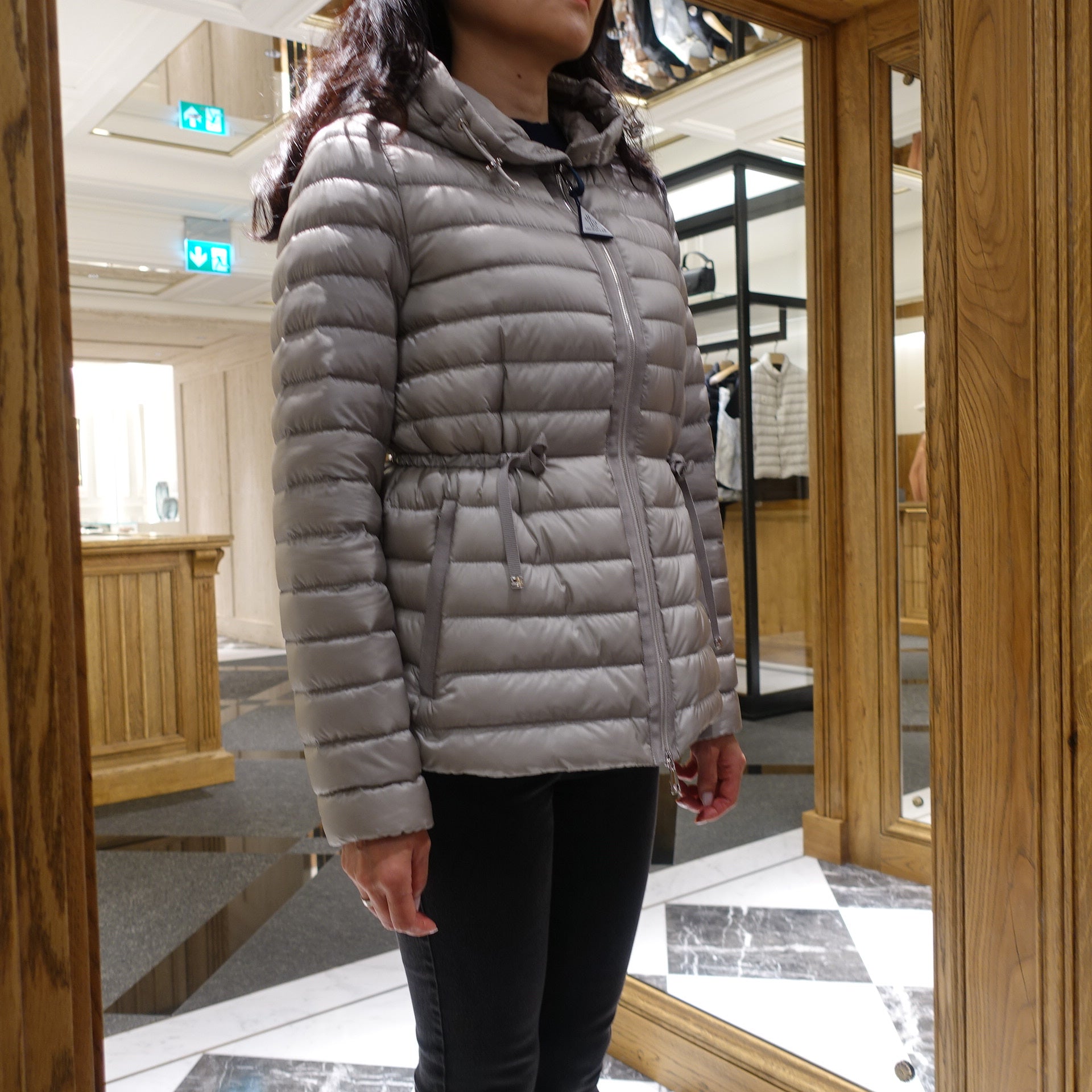 Moncler RAIE short down jacket – ウィーン ブランド直送便 - Main Image