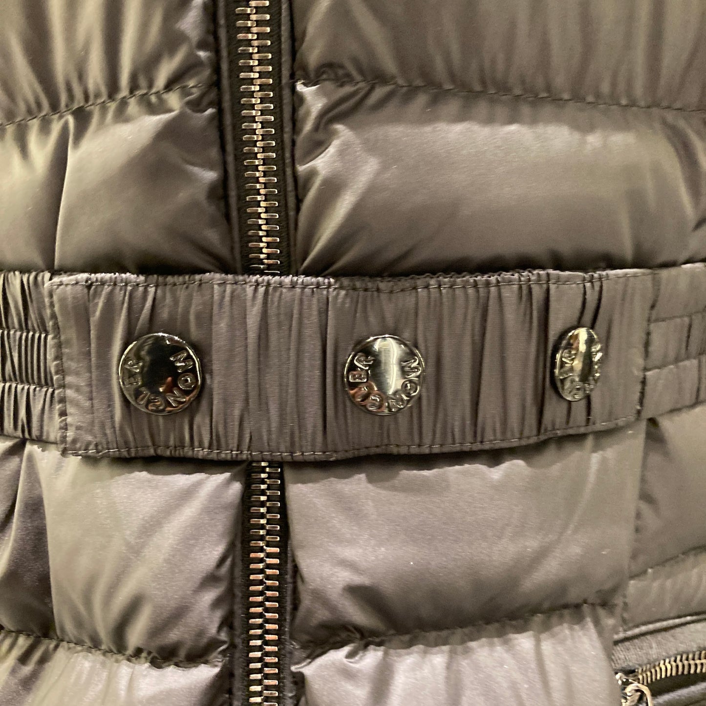 Moncler BOEDIC ロングダウンジャケット