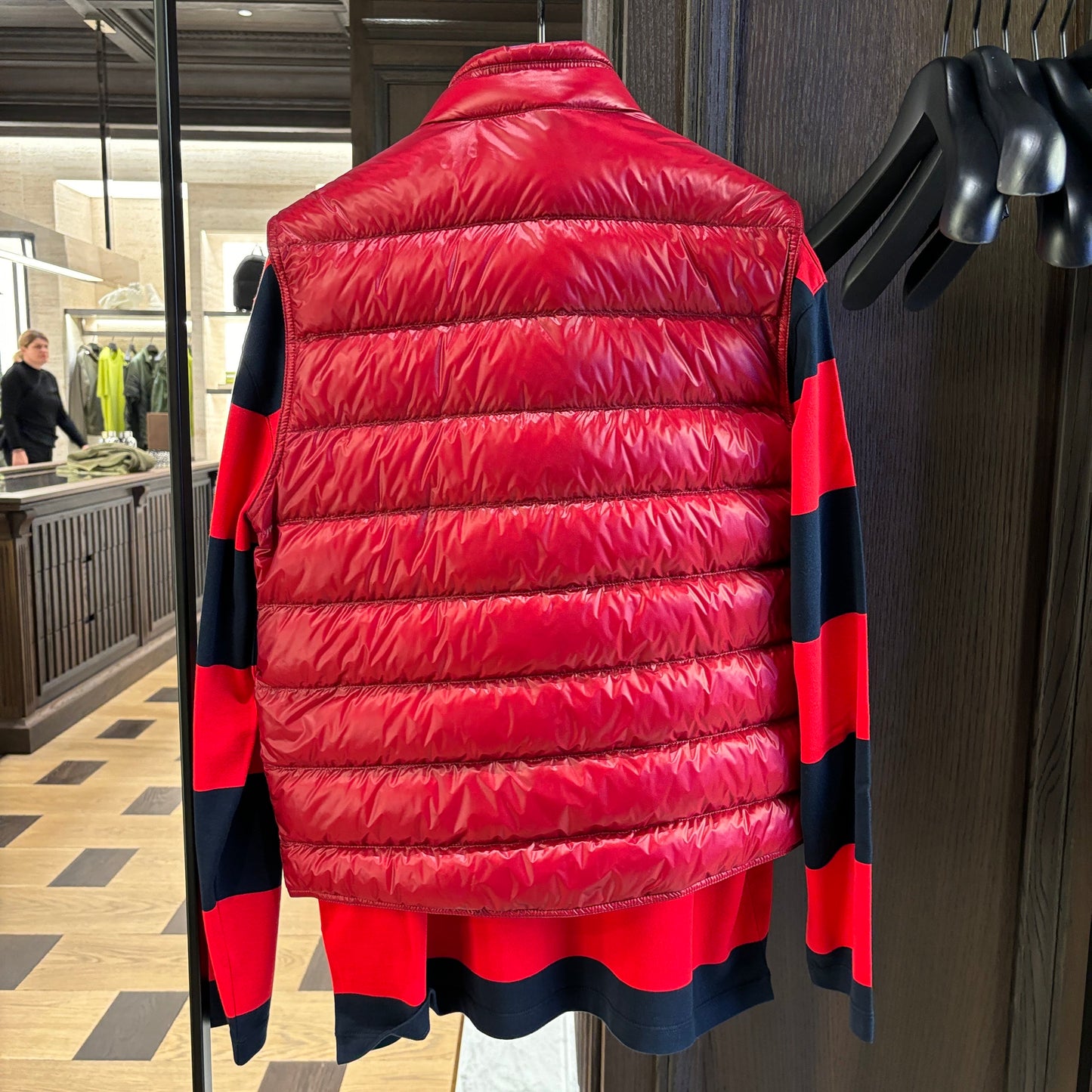 Moncler GUI ダウンベスト