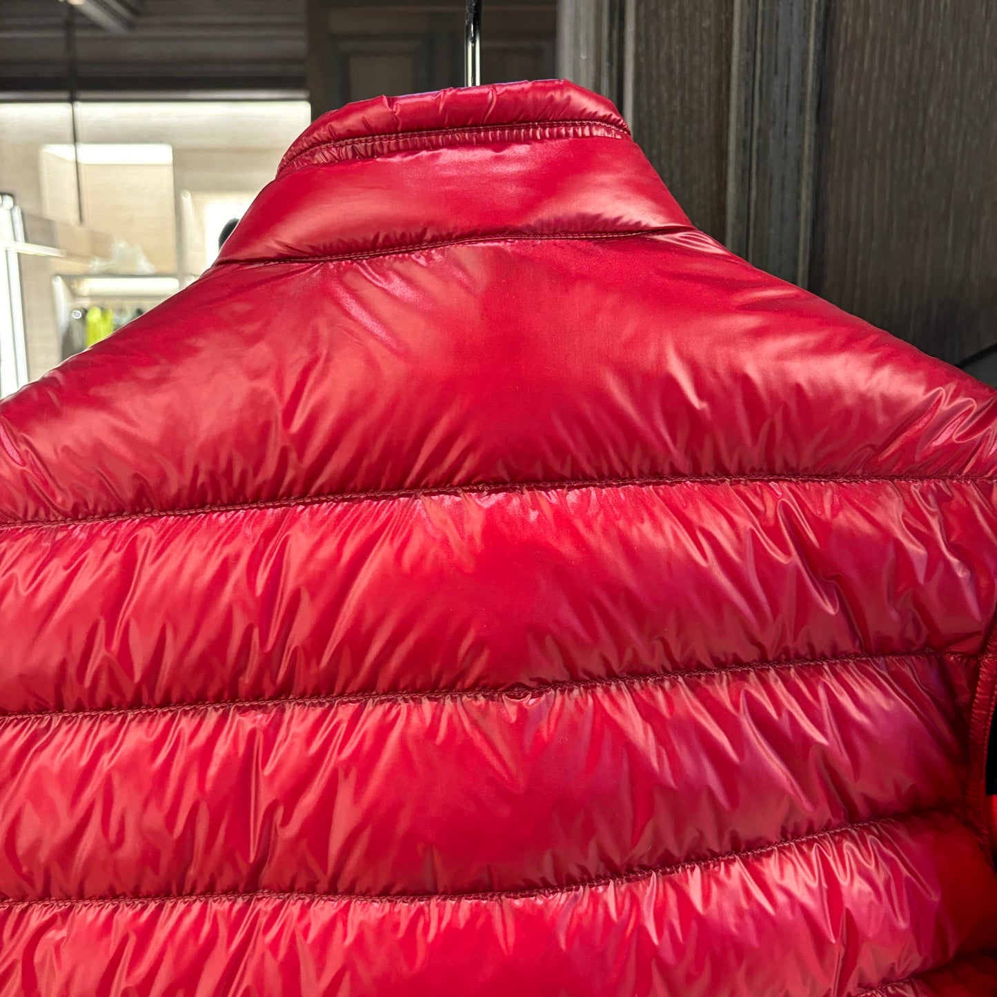 Moncler GUI ダウンベスト