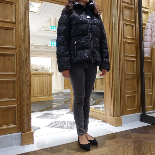 سترة قصيرة من Moncler Urbel