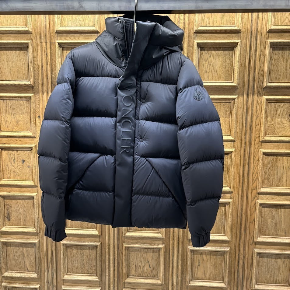 限定 Moncler MADEIRA ショートダウンジャケット – ウィーン ブランド