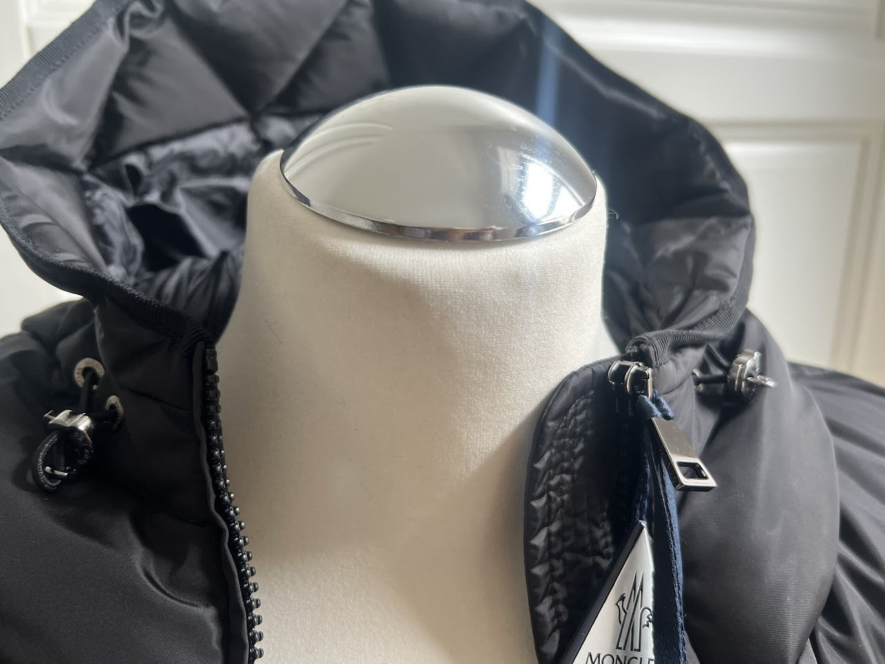 Moncler Avoce ショートダウンジャケット 限定2