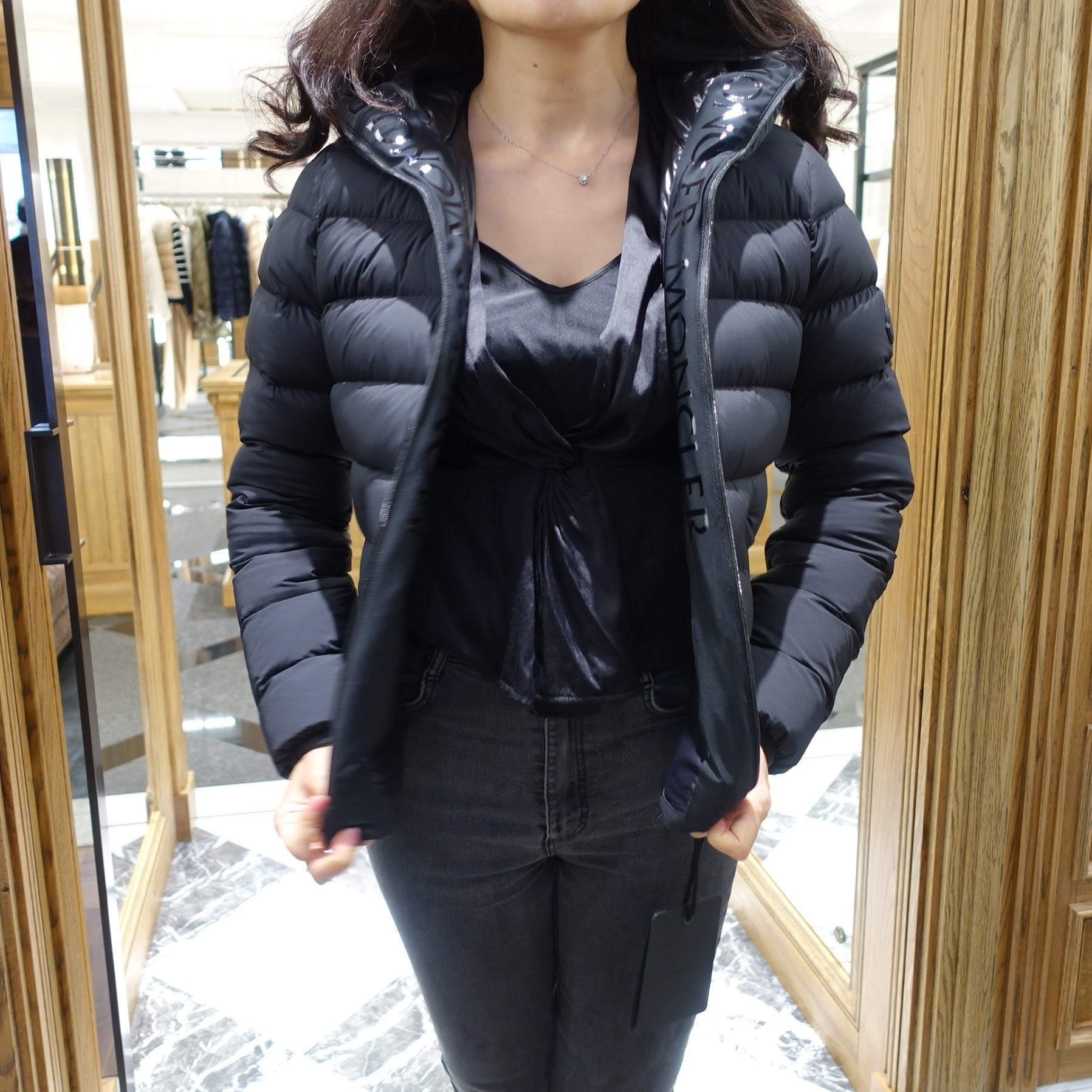 Moncler Herbe ショートダウンジャケット – ウィーン ブランド直送便