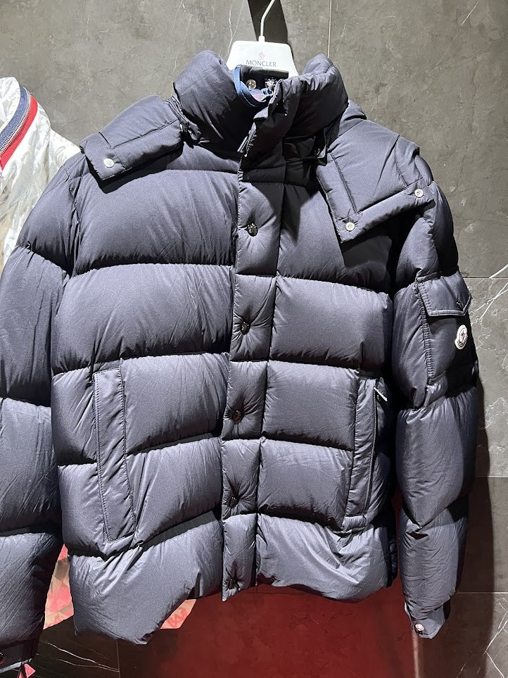 Moncler VEZERE short down jacket