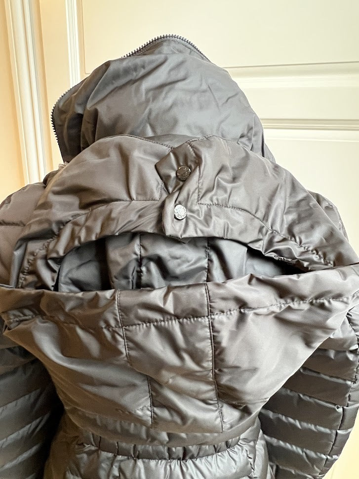 Moncler Flammette long down jacket – ウィーン ブランド直送便