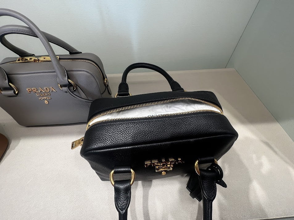 ♪直営アウトレット♪PRADA　ハンドバッグ 1BB108
