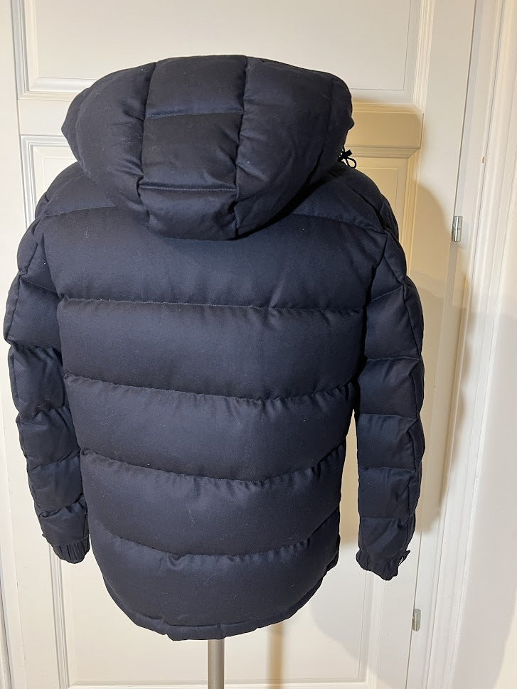 Moncler MONTGENEVRE short down jacket