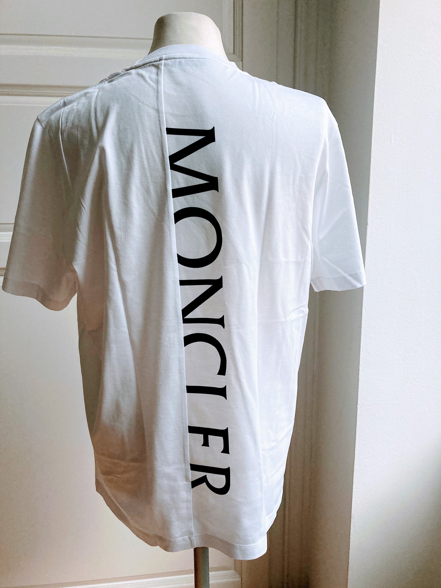 Moncler  Vertical Logo T-SHIRT