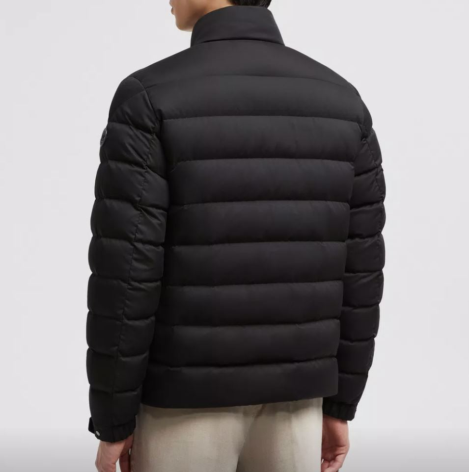 Moncler  LAURIOLLE ショートダウンジャケット  2色