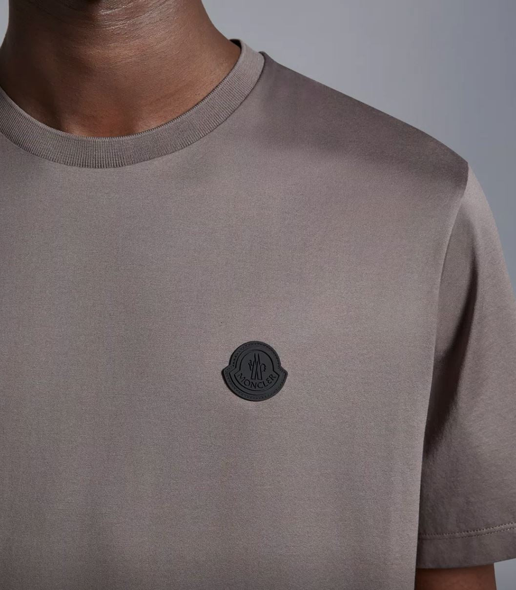 Moncler  Vertical Logo T-SHIRT