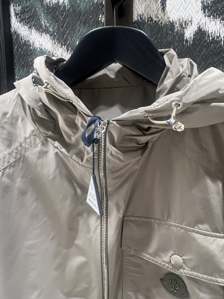 Moncler Fuyue Windbreaker