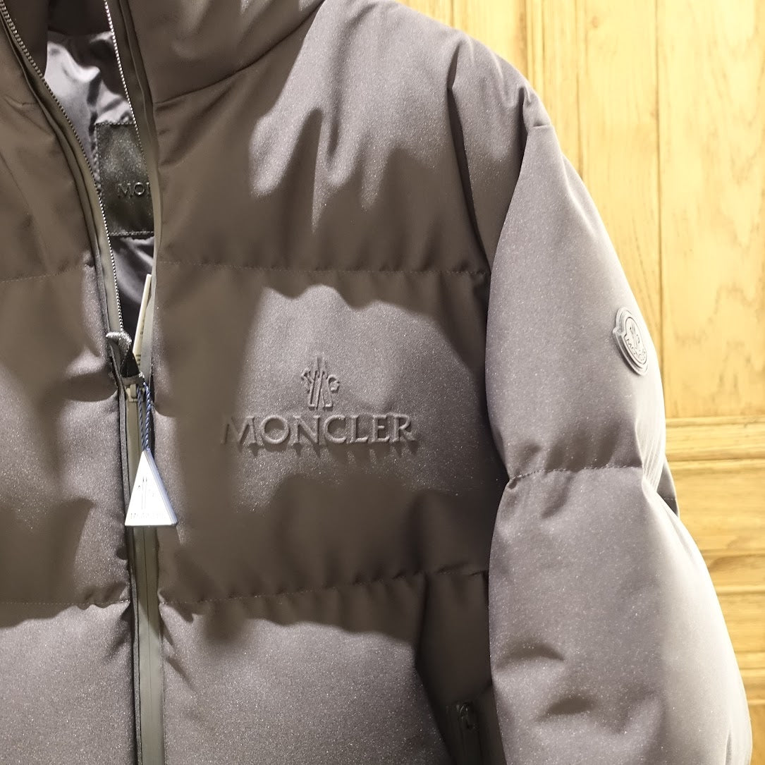 Moncler  Misonet ショートダウンジャケット