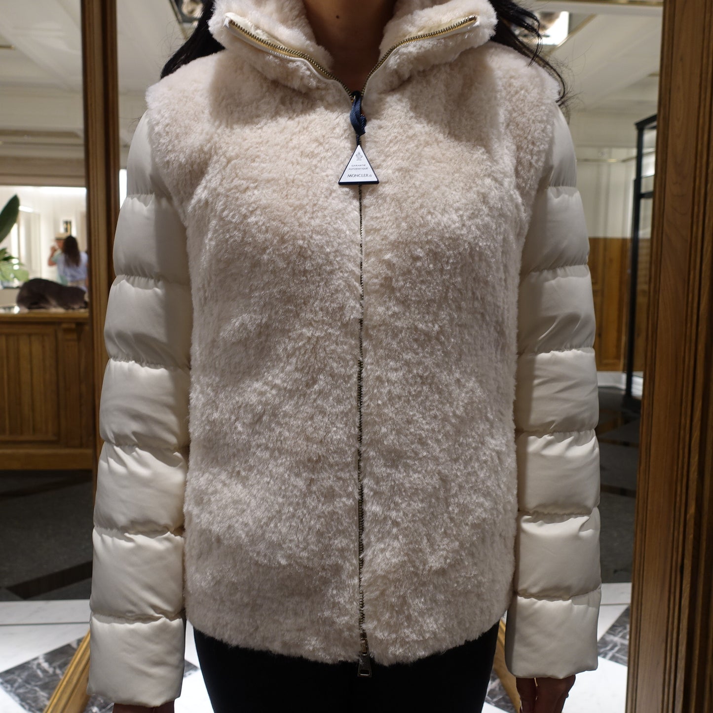 Moncler OIRON short down jacket