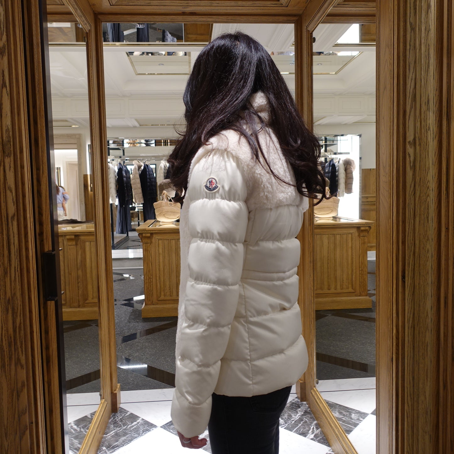 Moncler OIRON short down jacket