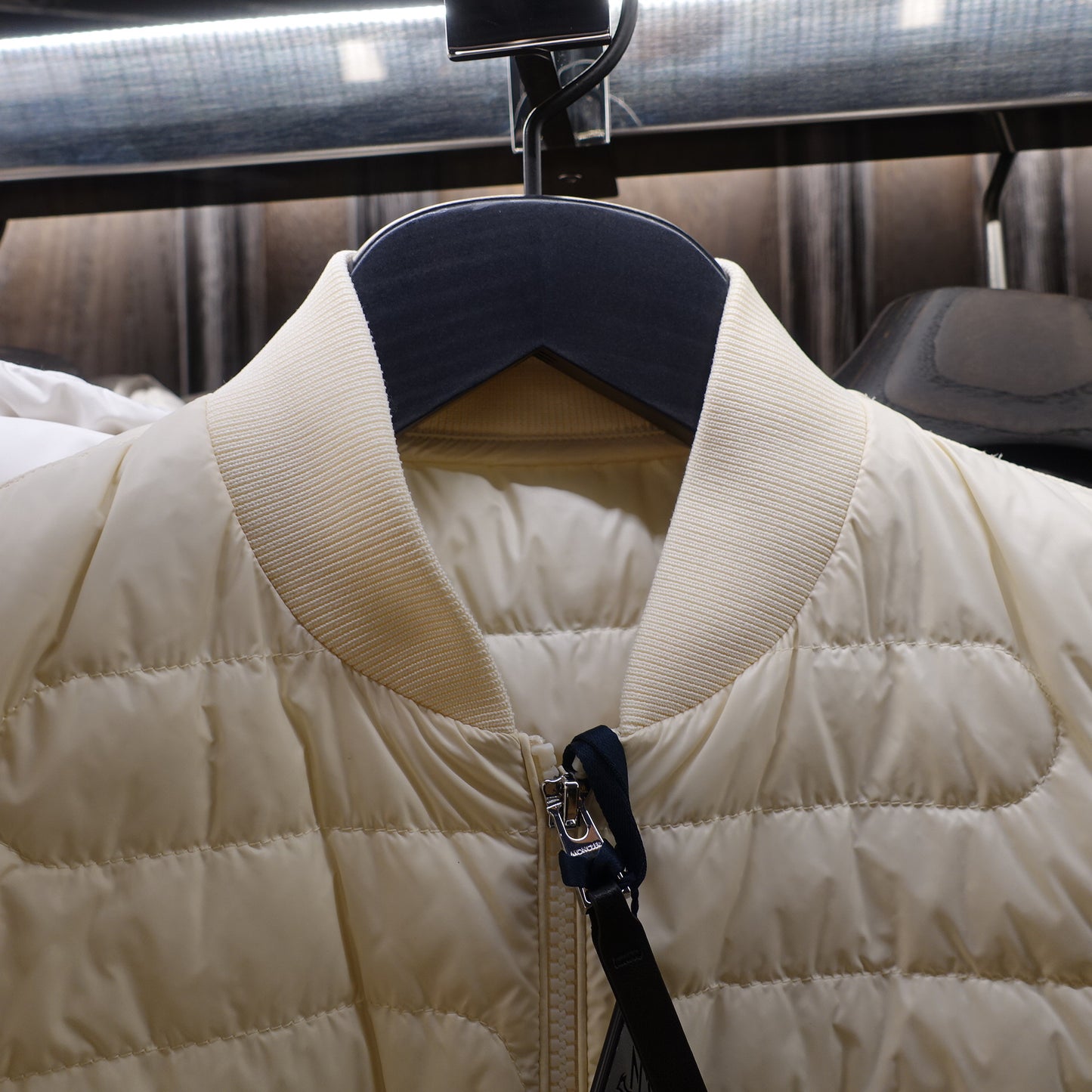 Moncler   PERILLE   ダウンベスト