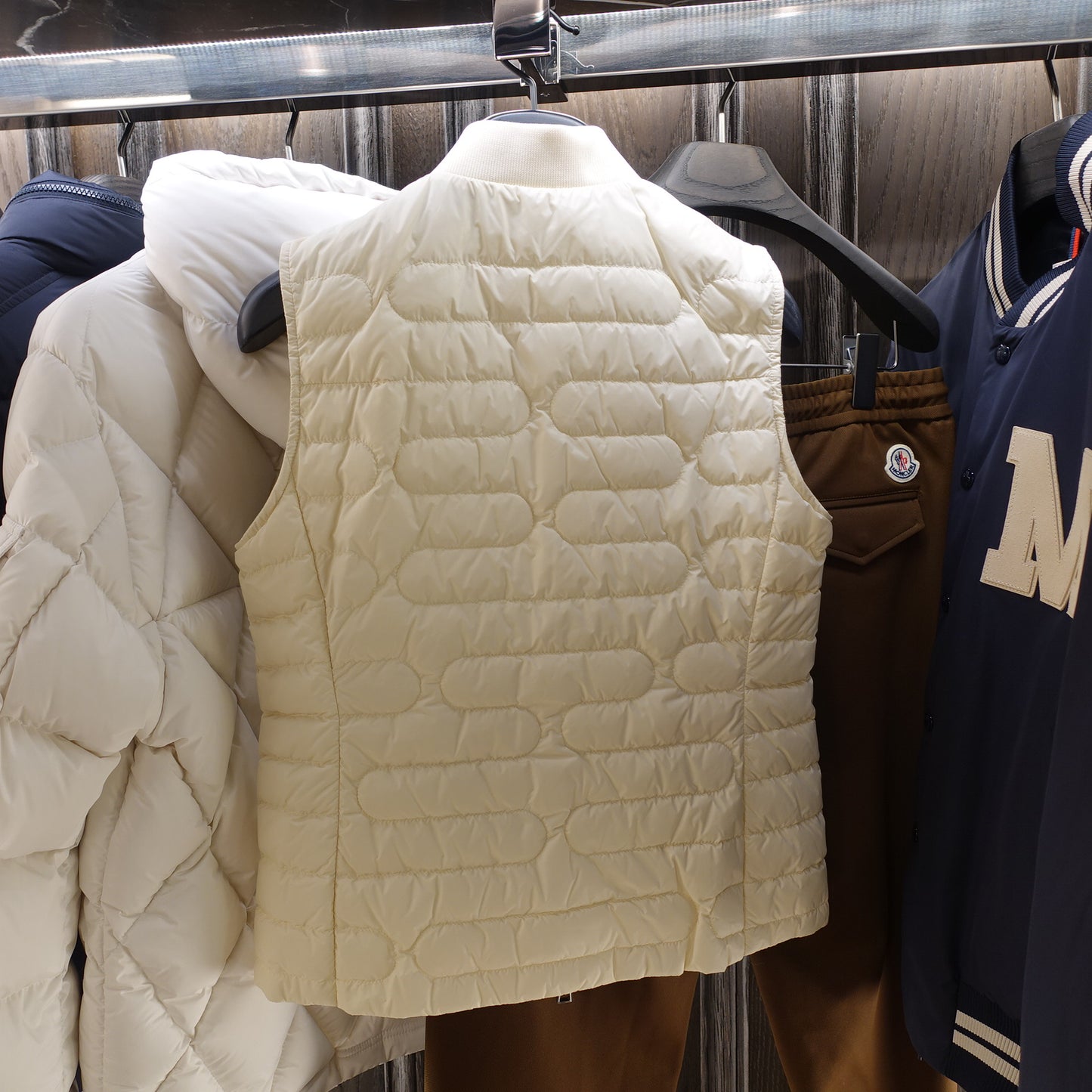 Moncler   PERILLE   ダウンベスト