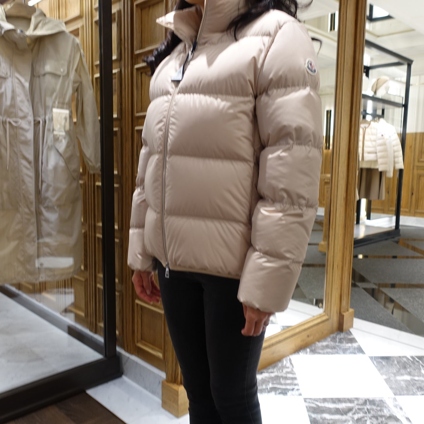 Moncler   ABBADIA   ショートダウンジャケット Beige