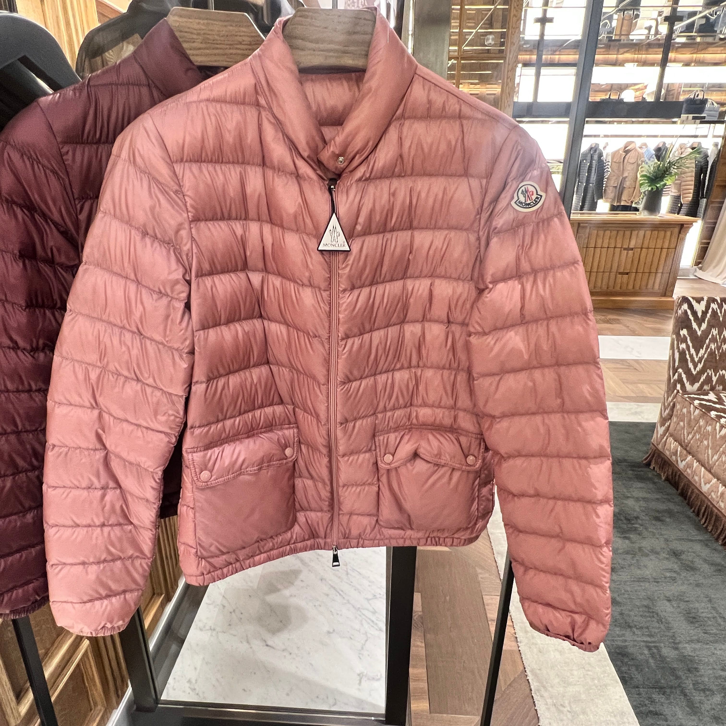 Moncler LANS ショートダウンジャケット カラー51B – ウィーン ブランド直送便