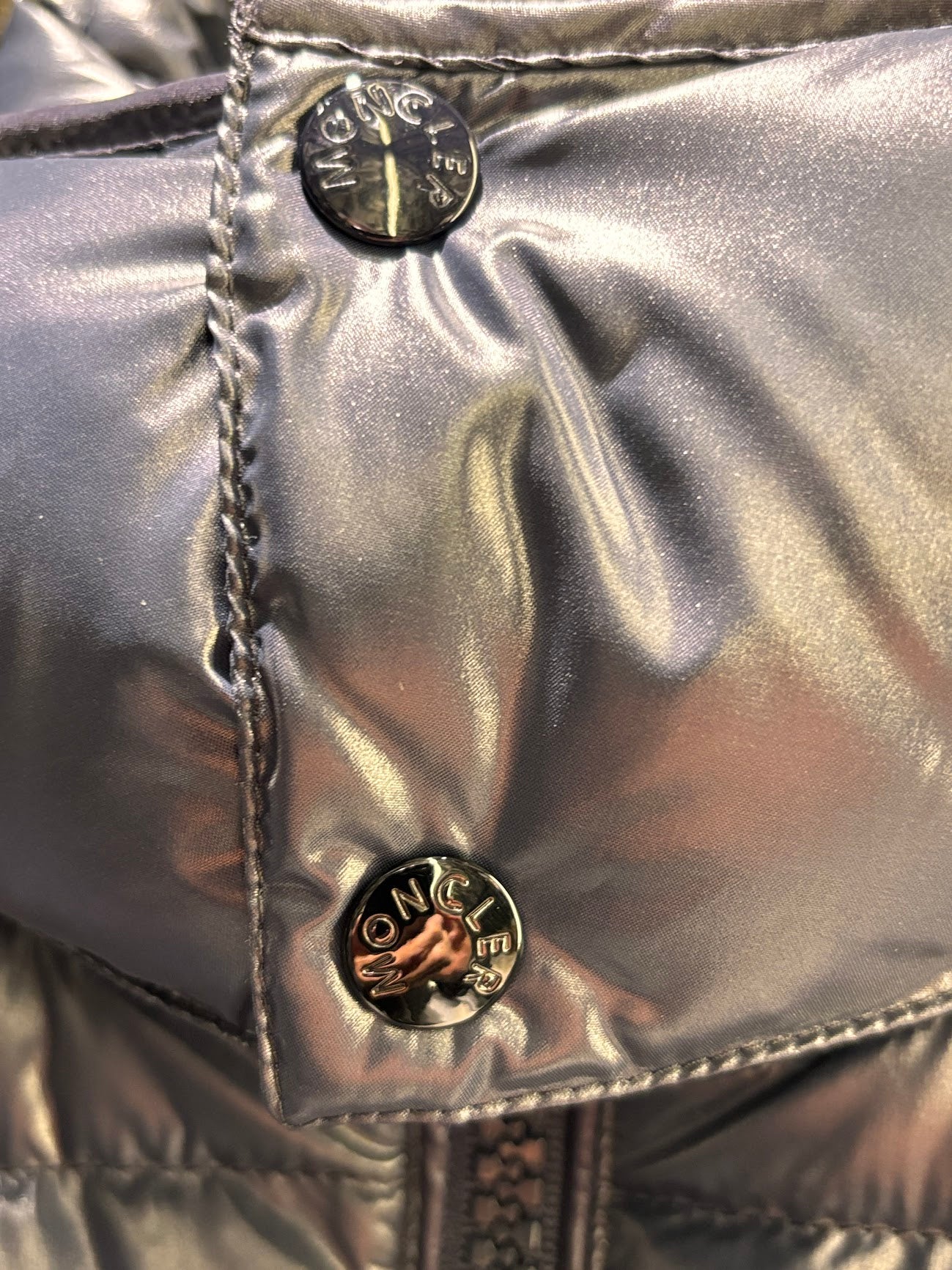 سترة قصيرة من Moncler MAYA