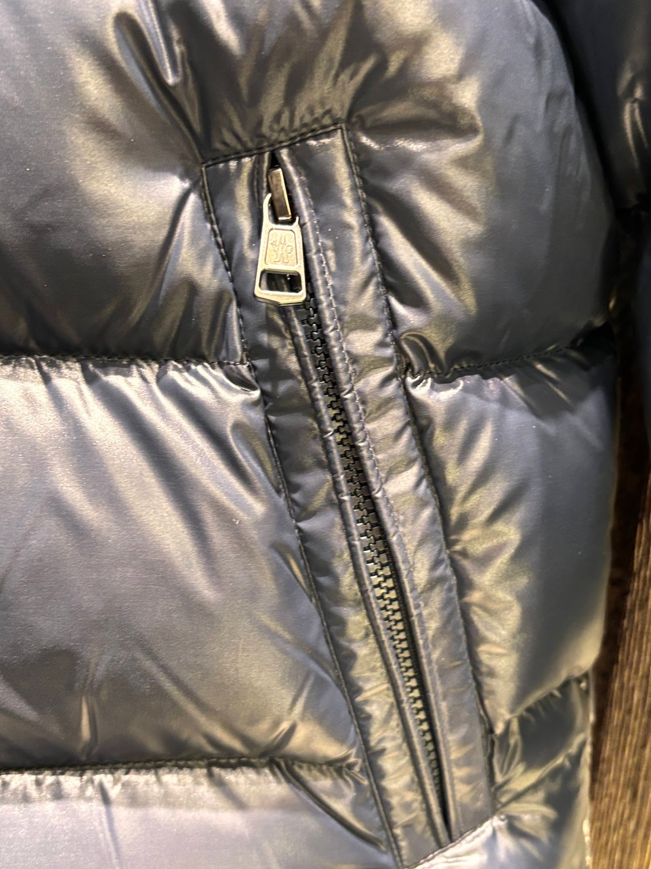 سترة قصيرة من Moncler MAYA