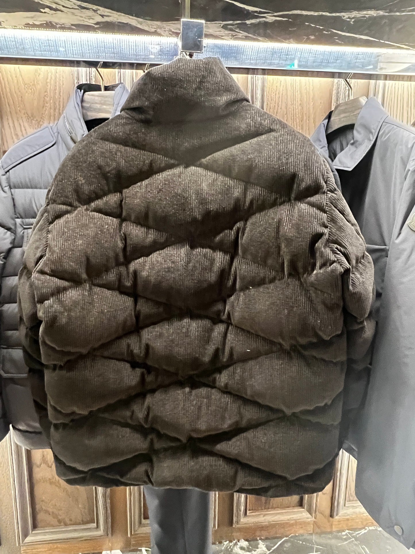 Moncler KAVER short down jacket