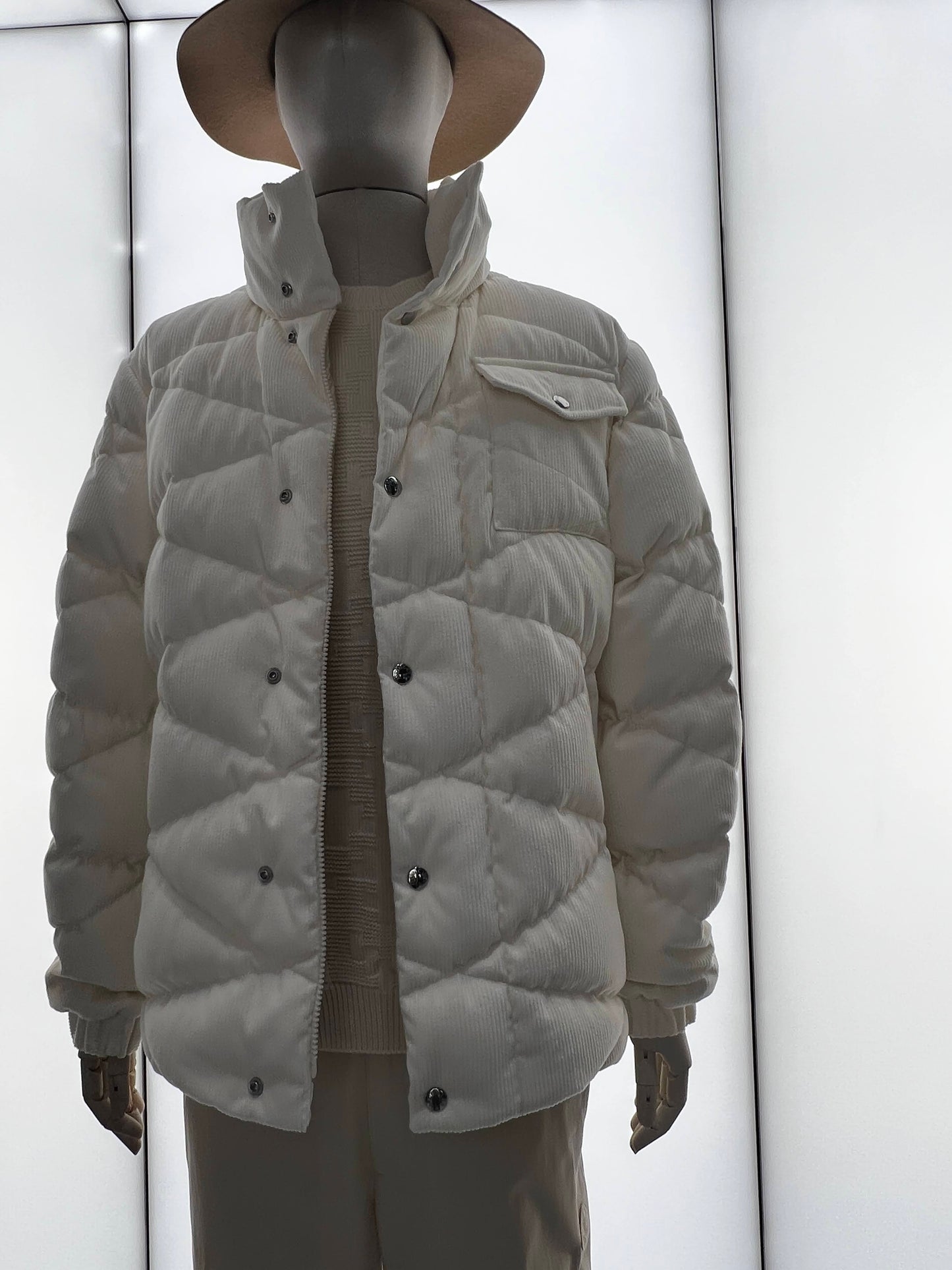 Moncler KAVER short down jacket