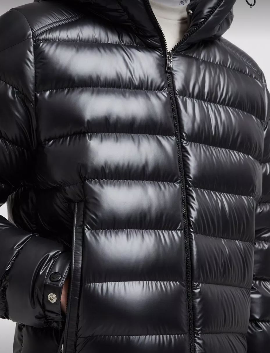 Moncler BESINES short down jacket