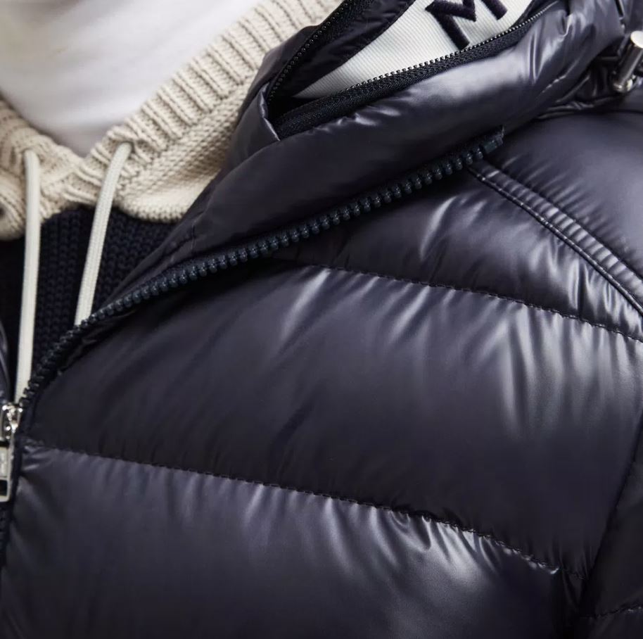 Moncler BESINES short down jacket