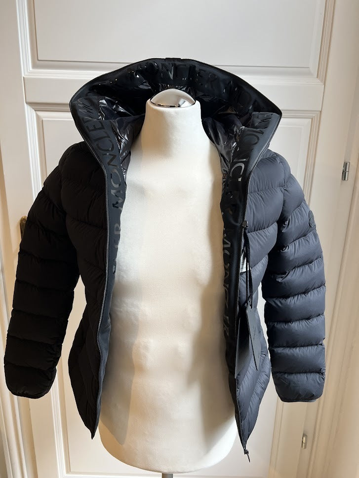 Moncler   Herbe ショートダウンジャケット