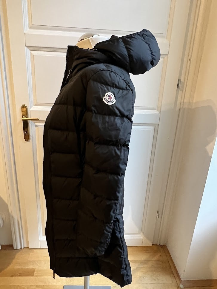 Moncler GIE long down jacket