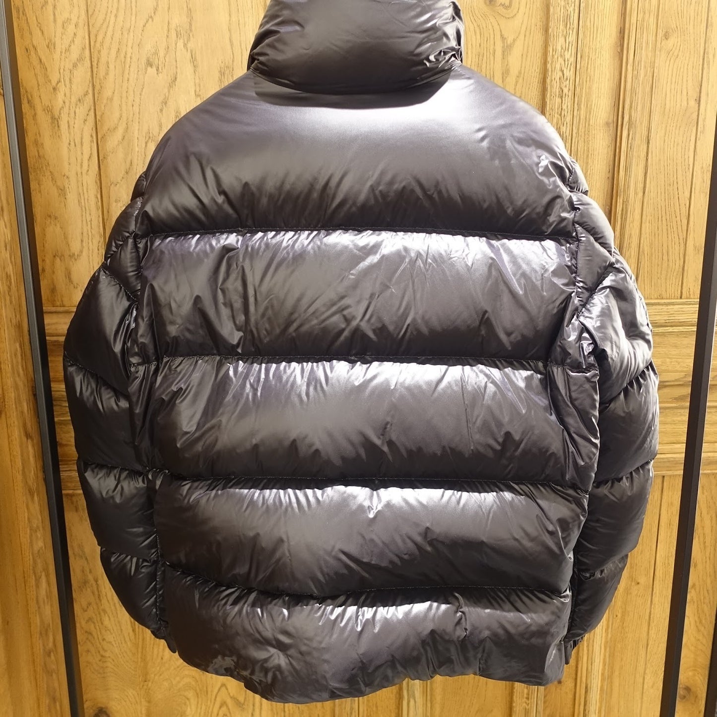 Moncler  Dervox  ショートダウンジャケット