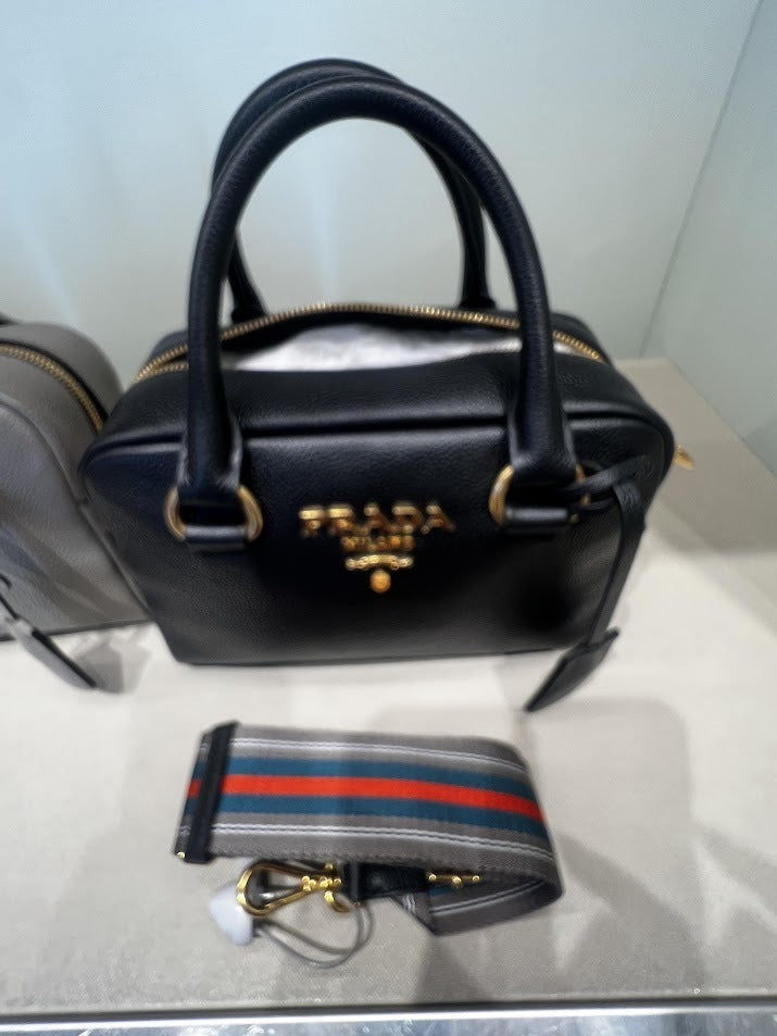 ♪直営アウトレット♪PRADA　ハンドバッグ 1BB108