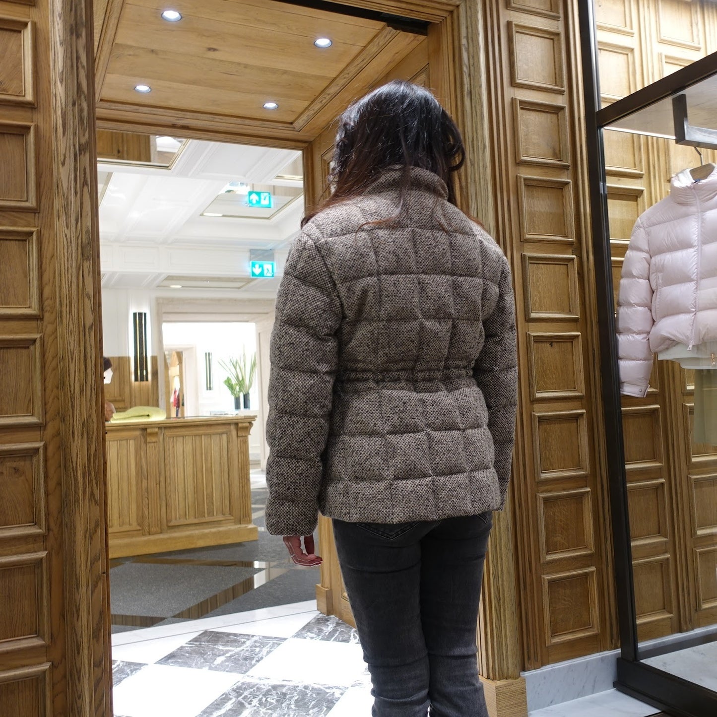 Moncler  Antigony  ショートダウンジャケット