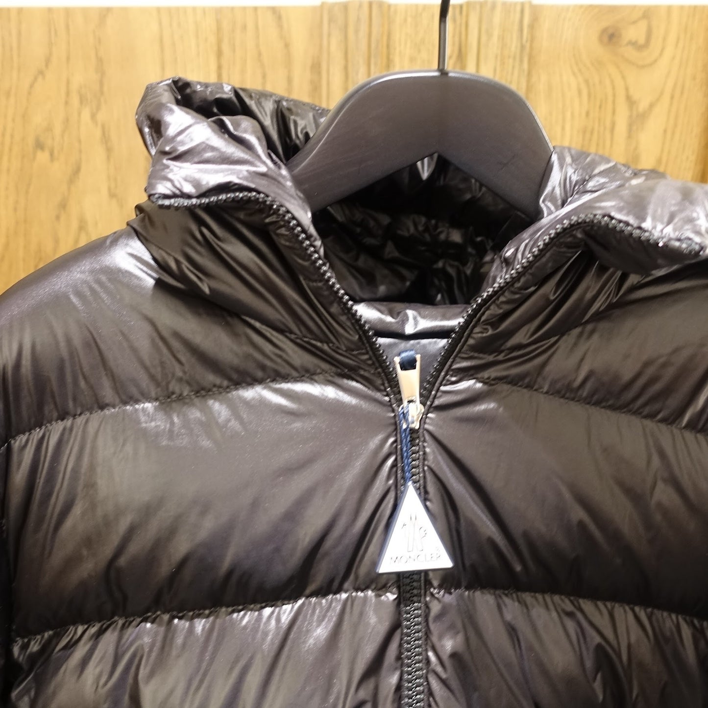 Moncler  Biron ショートダウンジャケット