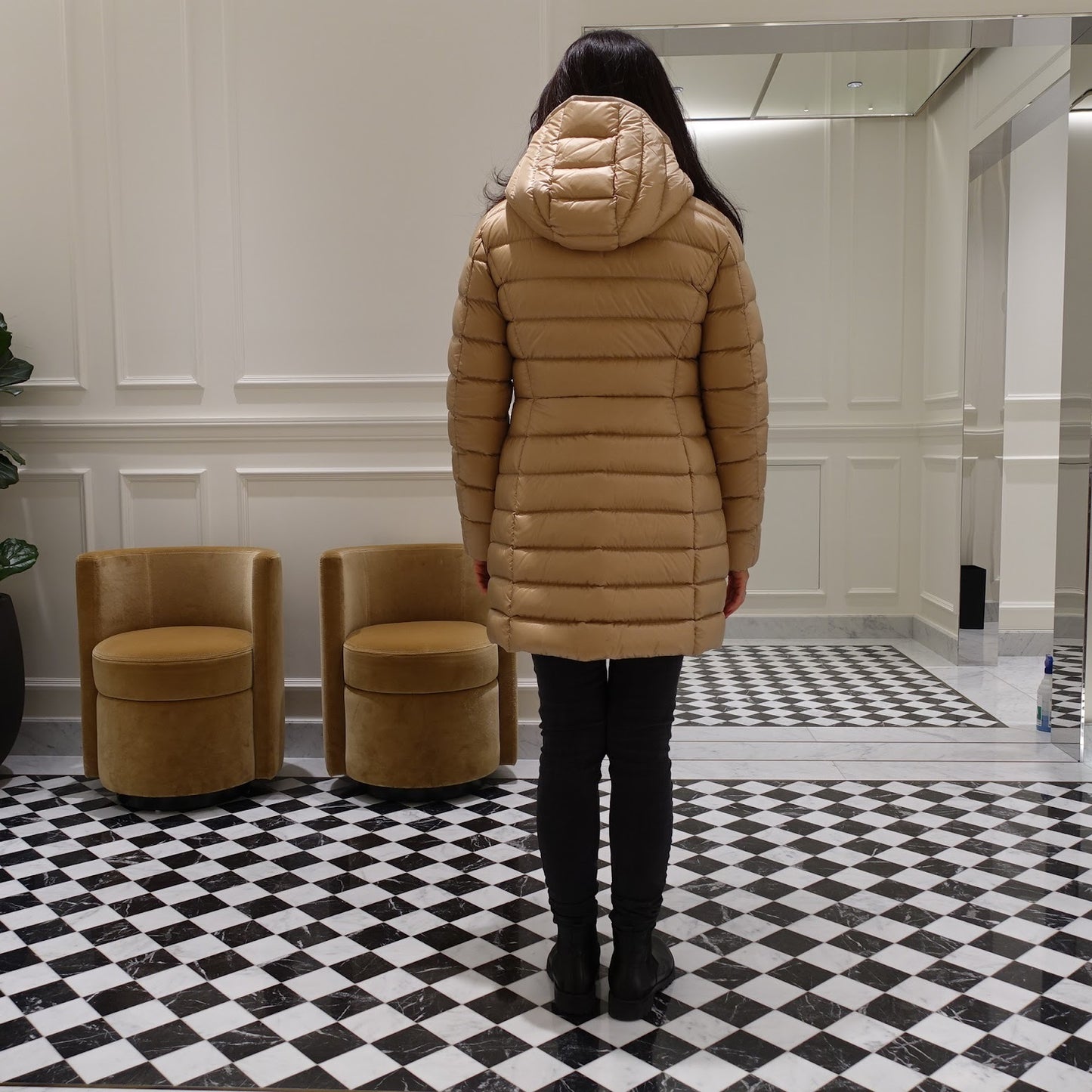 Moncler    「大人もOK」 Hirma 14A,12A  ショートダウンジャケット