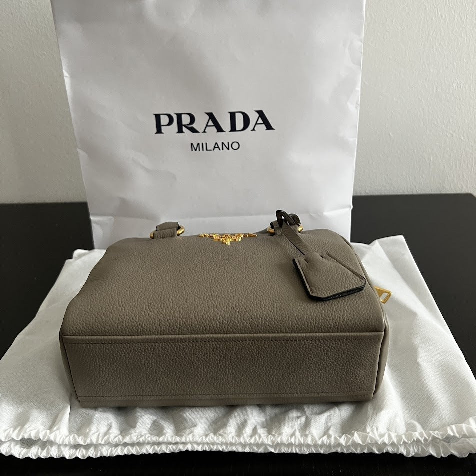 ♪直営アウトレット♪PRADA　ハンドバッグ 1BB108