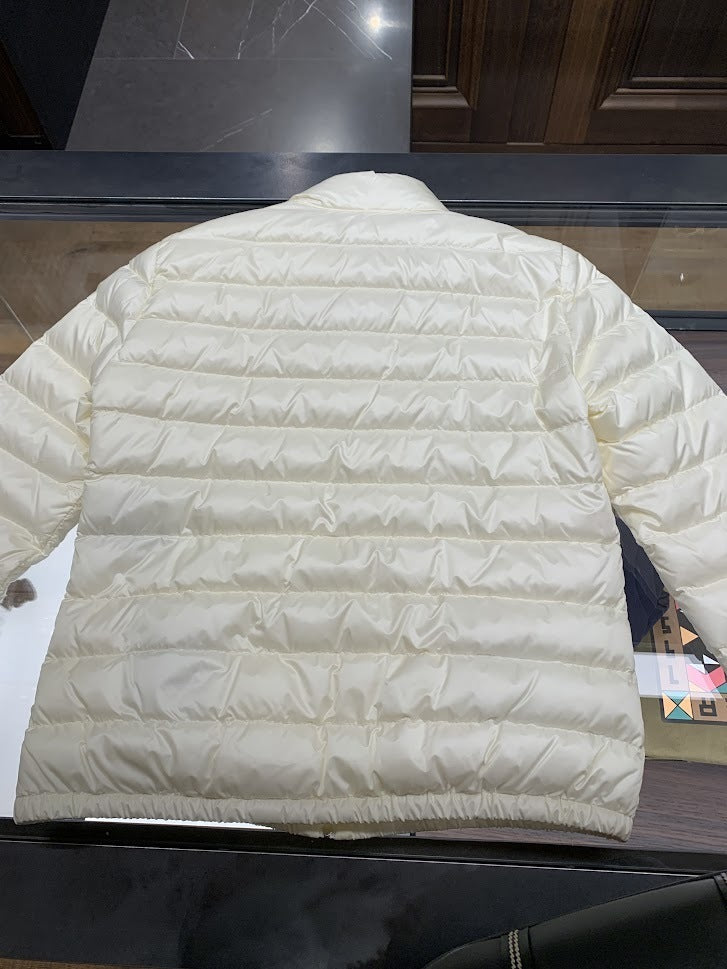 Moncler   LANS   ショートダウンジャケット