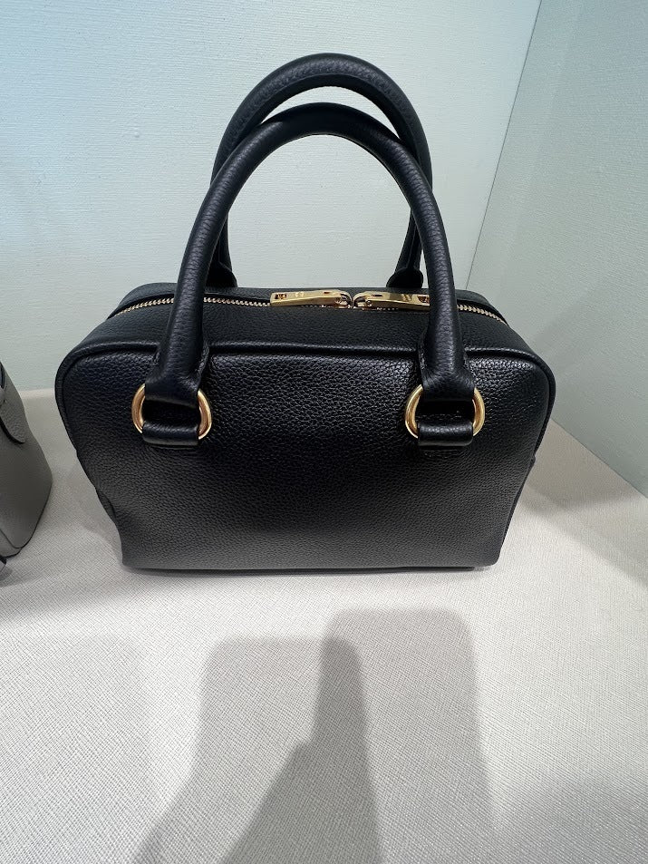 ♪直営アウトレット♪PRADA　ハンドバッグ 1BB108